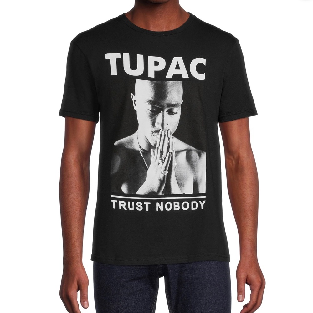Tupac graphic tee